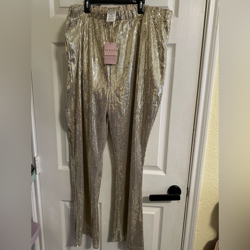 Serra Shimmering Gold Sequin NWT XL
